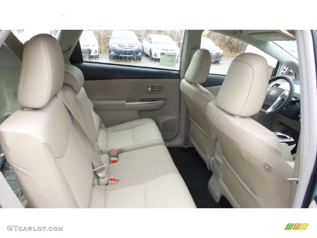 2015 Prius v Four - Sea Glass Pearl / Bisque photo #16