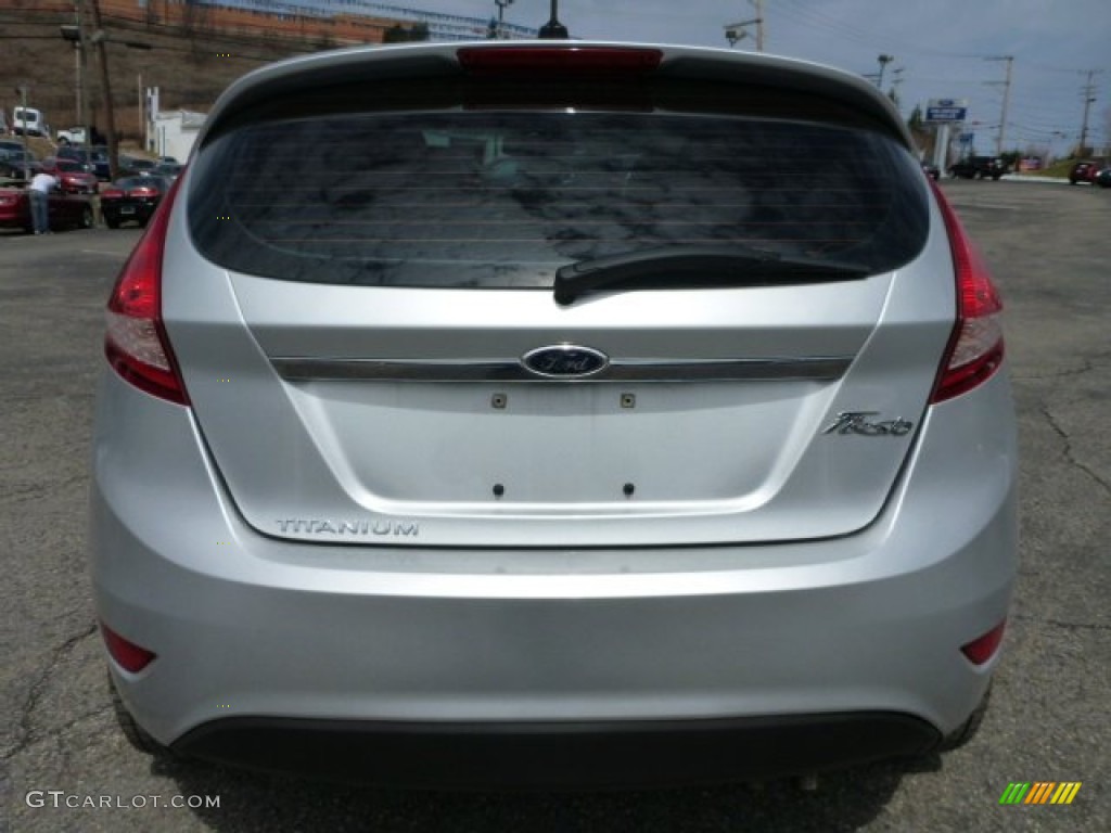 2013 Fiesta Titanium Hatchback - Ingot Silver / Charcoal Black photo #3