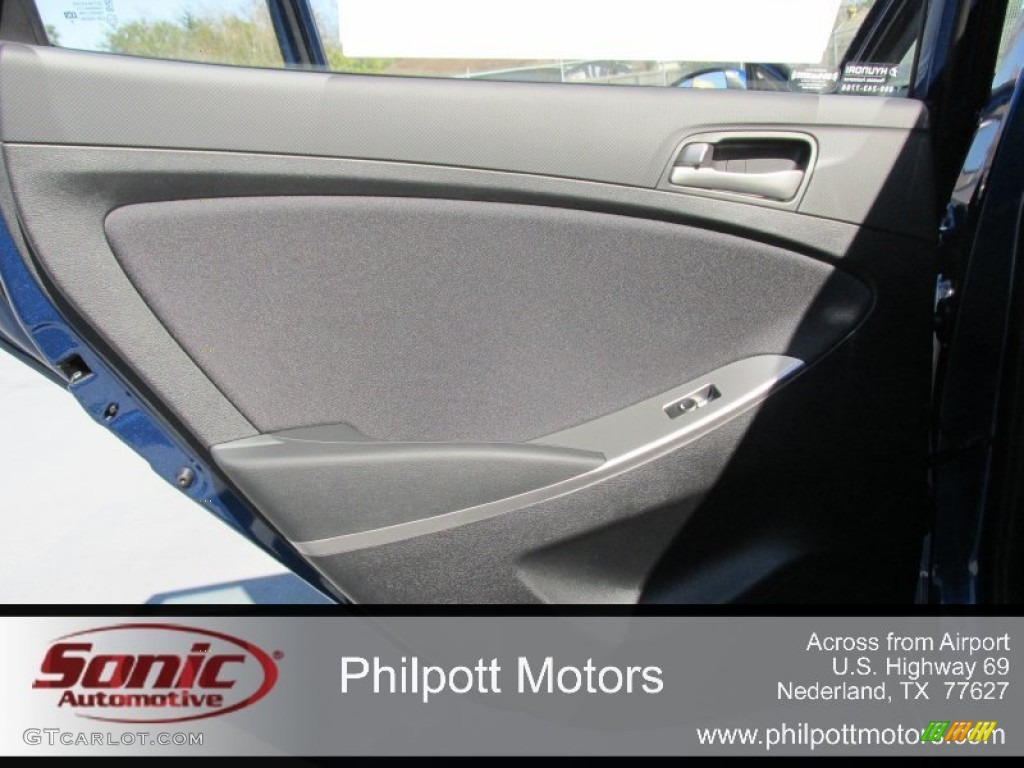 2015 Accent GS 5-Door - Pacific Blue / Black photo #17