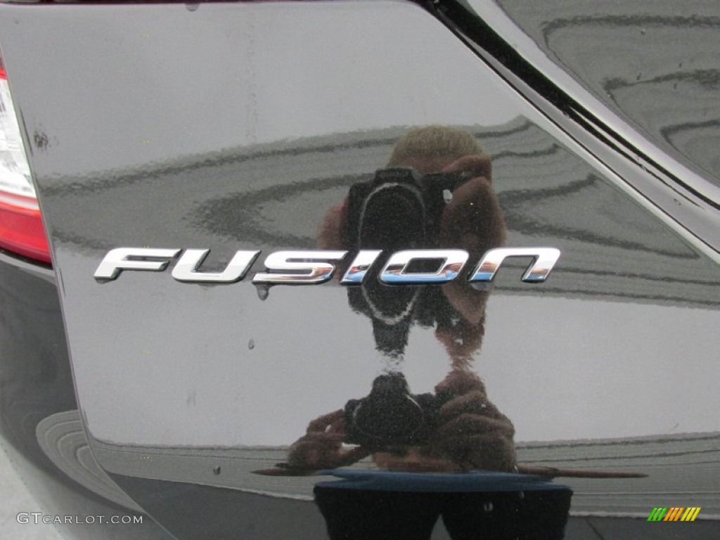 2015 Fusion Titanium - Tuxedo Black Metallic / Charcoal Black photo #13