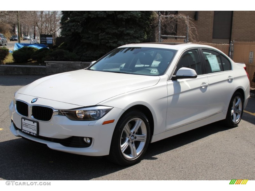 2015 3 Series 328i xDrive Sedan - Alpine White / Black photo #7