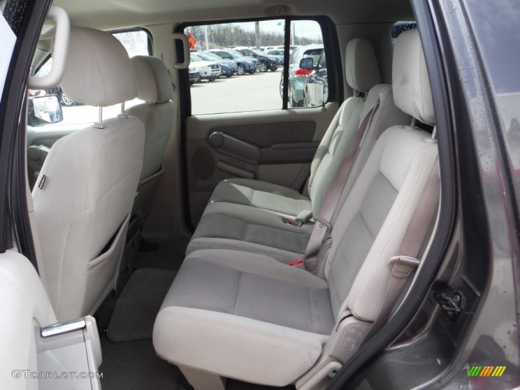 2007 Explorer XLT 4x4 - Dark Stone Metallic / Camel photo #15