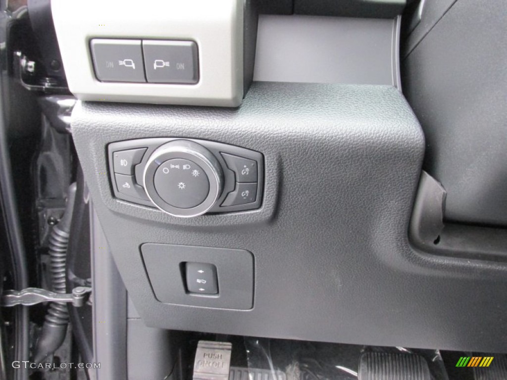 2015 Ford F150 Lariat SuperCrew Controls Photos