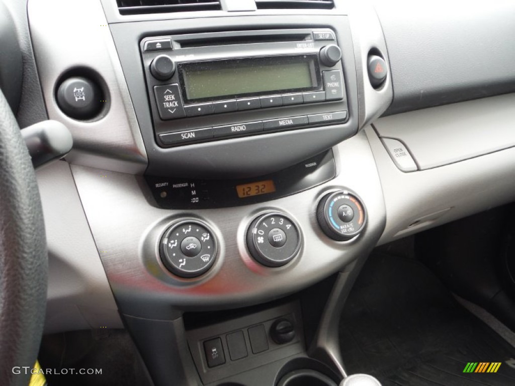 2012 Toyota RAV4 I4 4WD Controls Photo #102829963