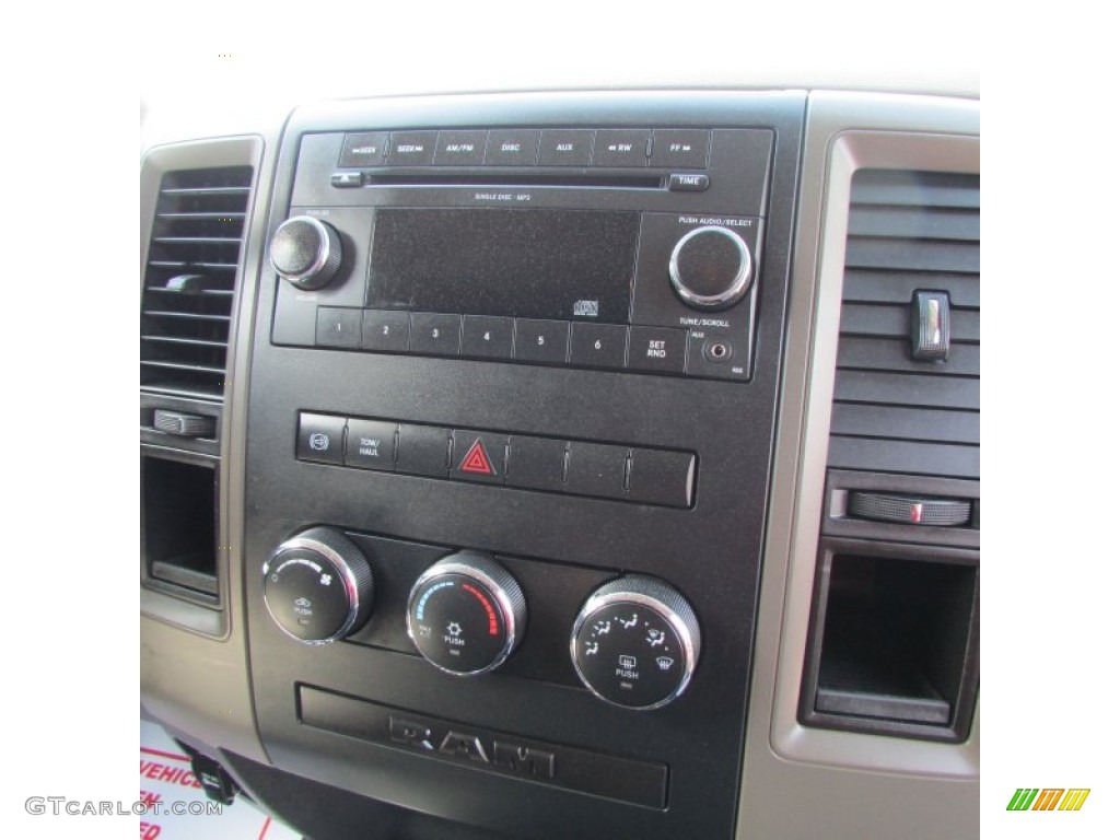 2011 Ram 3500 HD SLT Crew Cab 4x4 - Bright Silver Metallic / Dark Slate Gray/Medium Graystone photo #21