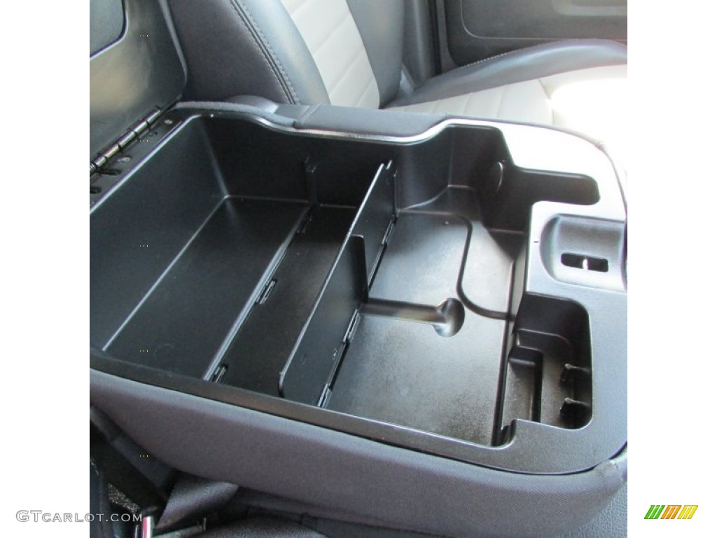 2011 Ram 3500 HD SLT Crew Cab 4x4 - Bright Silver Metallic / Dark Slate Gray/Medium Graystone photo #25