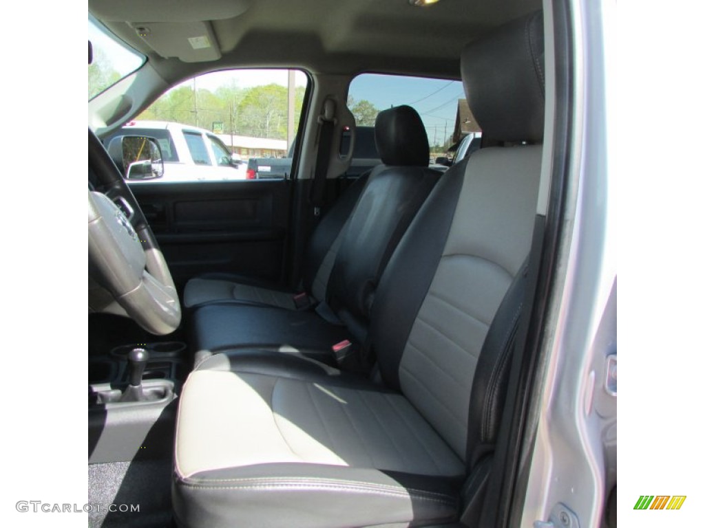 2011 Ram 3500 HD SLT Crew Cab 4x4 - Bright Silver Metallic / Dark Slate Gray/Medium Graystone photo #26