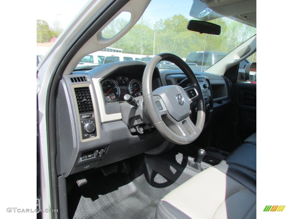 2011 Ram 3500 HD SLT Crew Cab 4x4 - Bright Silver Metallic / Dark Slate Gray/Medium Graystone photo #28