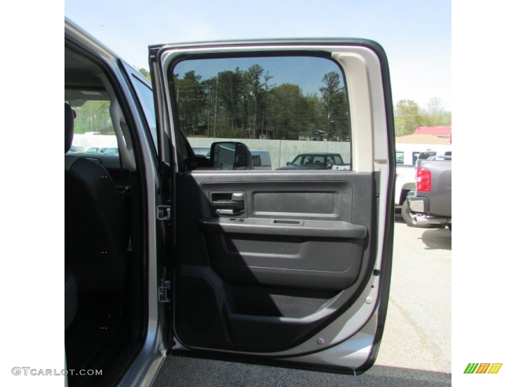 2011 Ram 3500 HD SLT Crew Cab 4x4 - Bright Silver Metallic / Dark Slate Gray/Medium Graystone photo #37