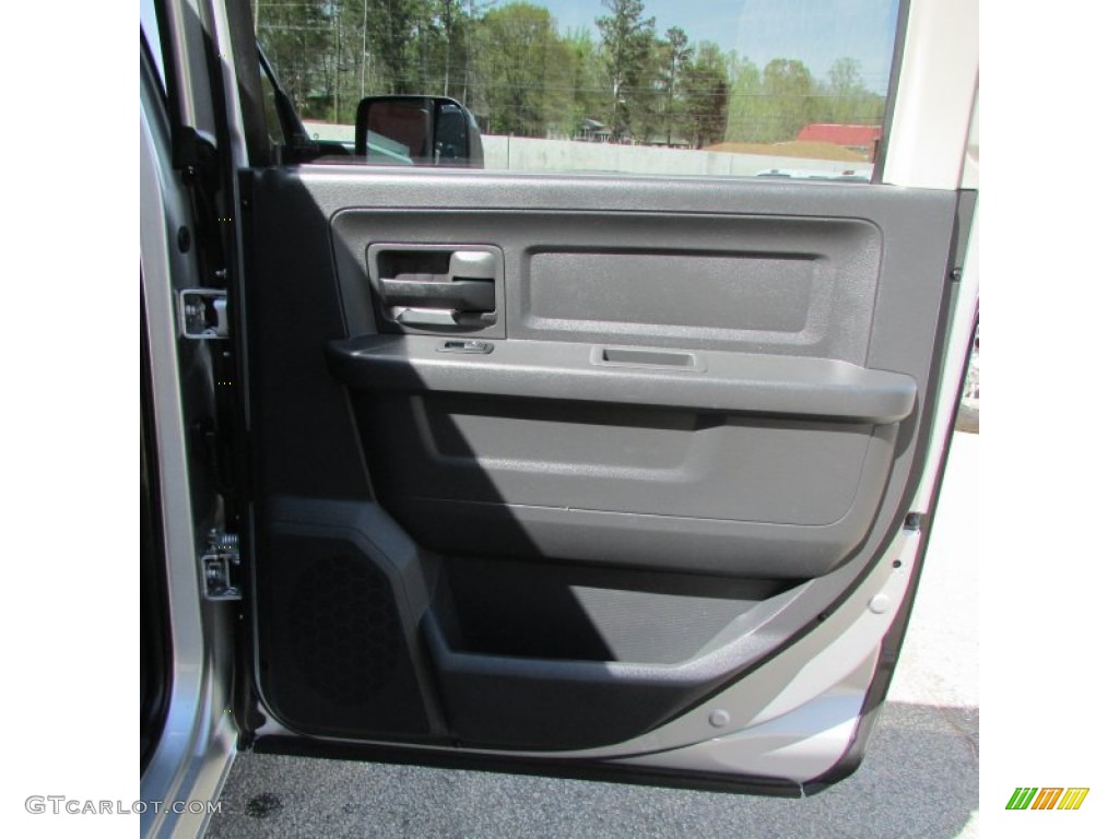 2011 Ram 3500 HD SLT Crew Cab 4x4 - Bright Silver Metallic / Dark Slate Gray/Medium Graystone photo #38