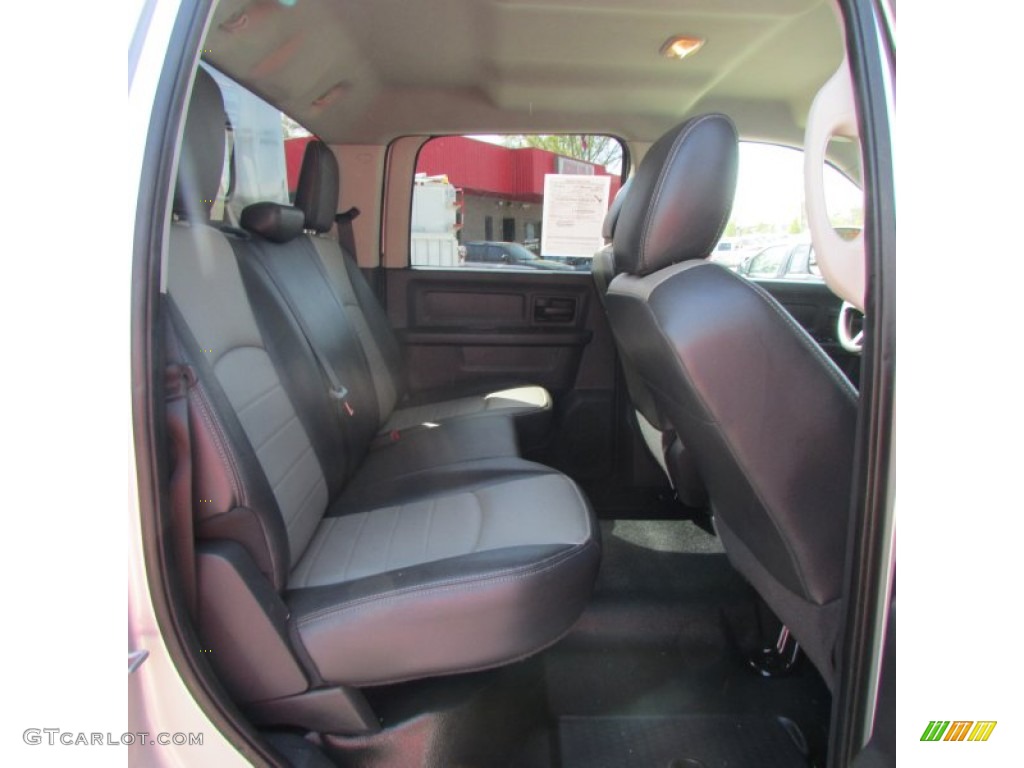 2011 Ram 3500 HD SLT Crew Cab 4x4 - Bright Silver Metallic / Dark Slate Gray/Medium Graystone photo #41