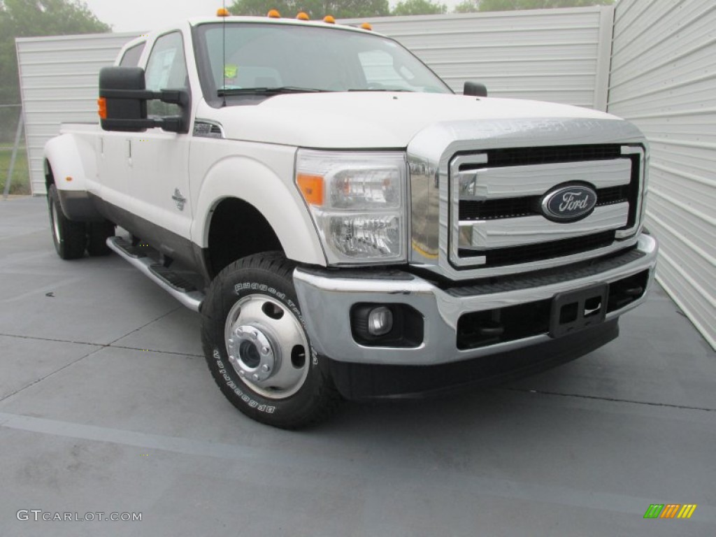 2015 F350 Super Duty Lariat Crew Cab 4x4 DRW - White Platinum / Adobe photo #1