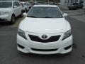 Super White - Camry SE Photo No. 5