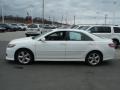 Super White - Camry SE Photo No. 7