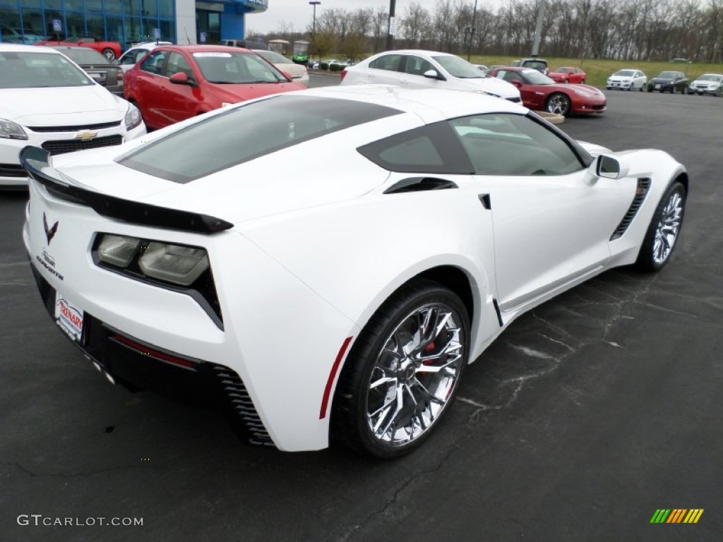 2015 Corvette Z06 Coupe - Arctic White / Adrenaline Red photo #5