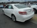 Super White - Camry SE Photo No. 8