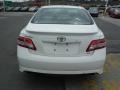Super White - Camry SE Photo No. 9
