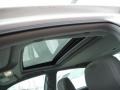 Super White - Camry SE Photo No. 15
