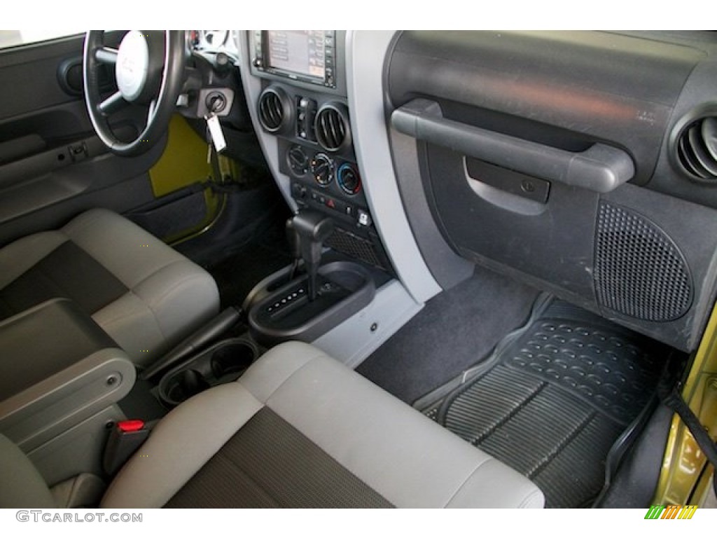 2010 Wrangler Unlimited Rubicon 4x4 - Rescue Green Metallic / Dark Slate Gray/Medium Slate Gray photo #18