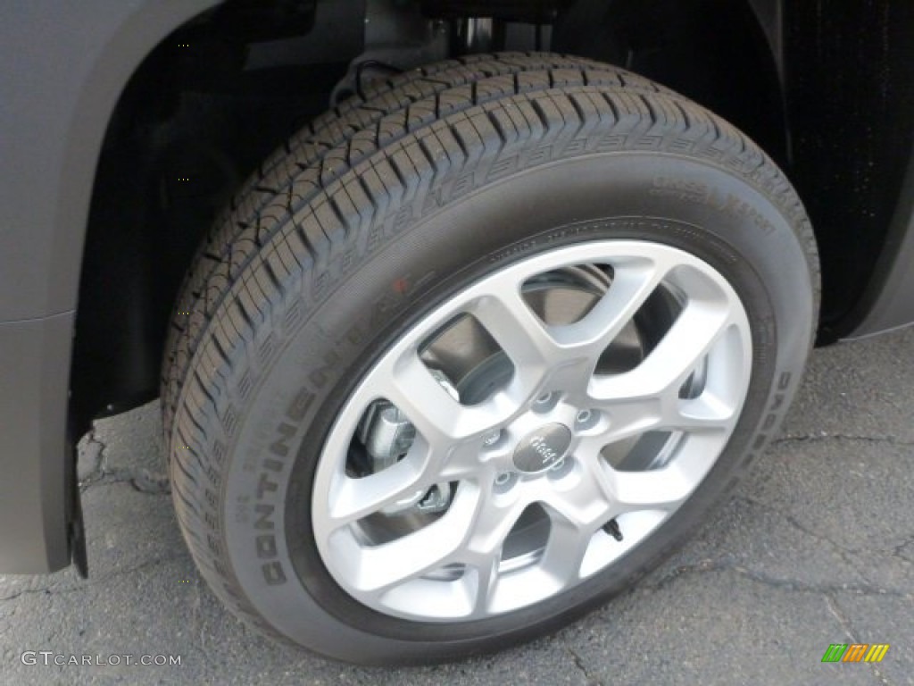2015 Renegade Latitude 4x4 - Black / Bark Brown/Ski Gray photo #10