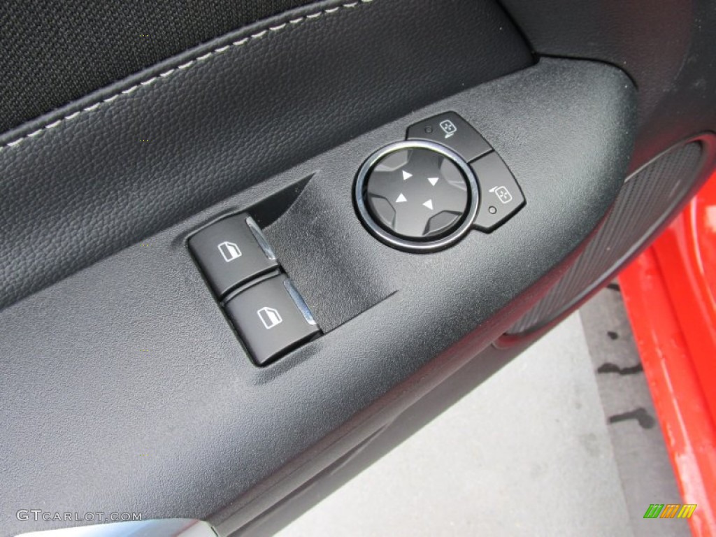 2015 Ford Mustang V6 Coupe Controls Photo #102833731