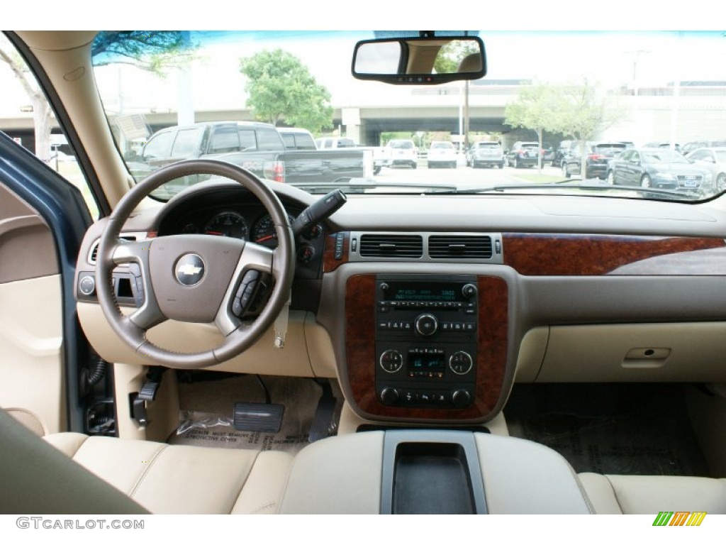 2010 Suburban LT - Blue Granite Metallic / Light Cashmere/Dark Cashmere photo #32