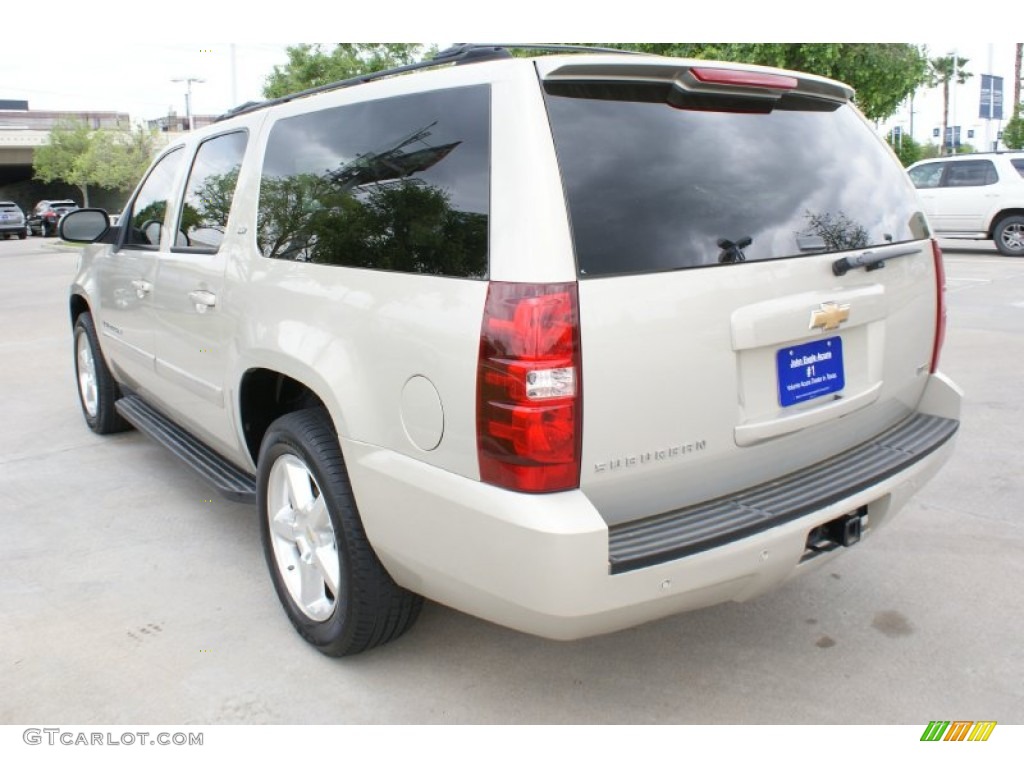 2007 Suburban 1500 LTZ - Gold Mist Metallic / Light Cashmere/Ebony photo #6
