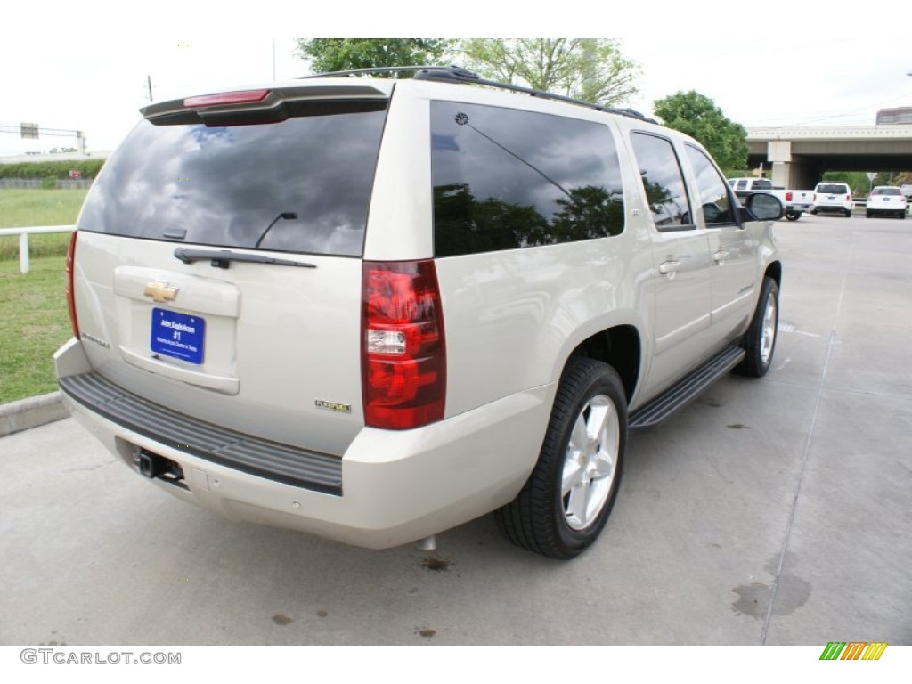 2007 Suburban 1500 LTZ - Gold Mist Metallic / Light Cashmere/Ebony photo #8