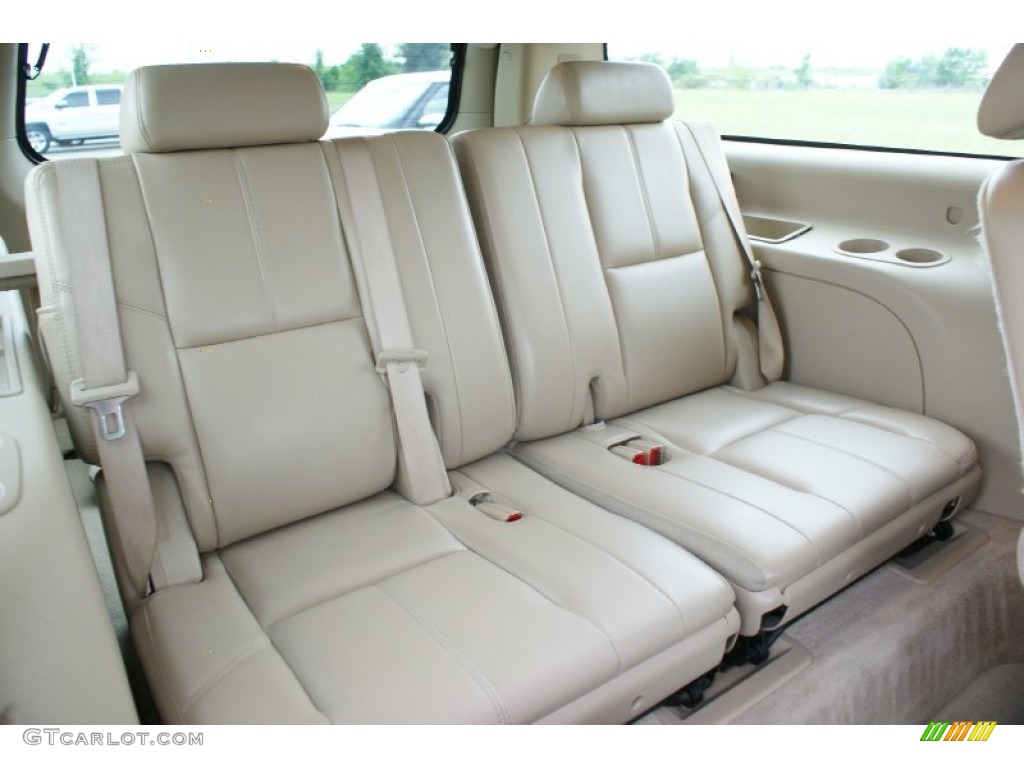 2007 Suburban 1500 LTZ - Gold Mist Metallic / Light Cashmere/Ebony photo #24