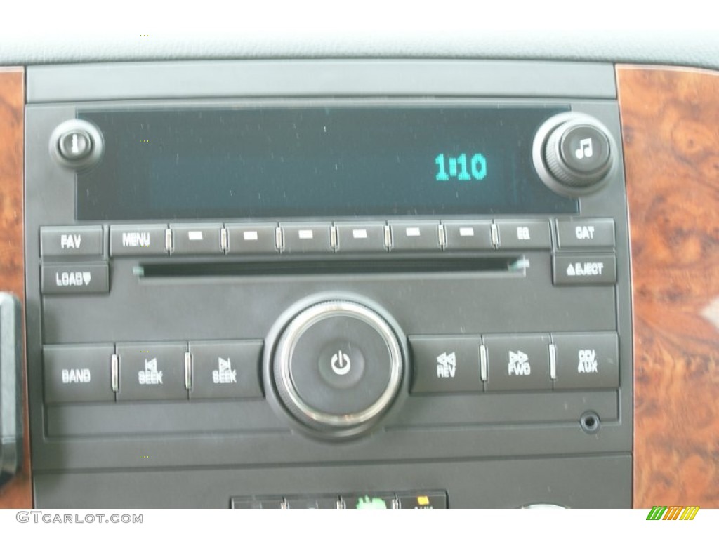 2007 Suburban 1500 LTZ - Gold Mist Metallic / Light Cashmere/Ebony photo #35
