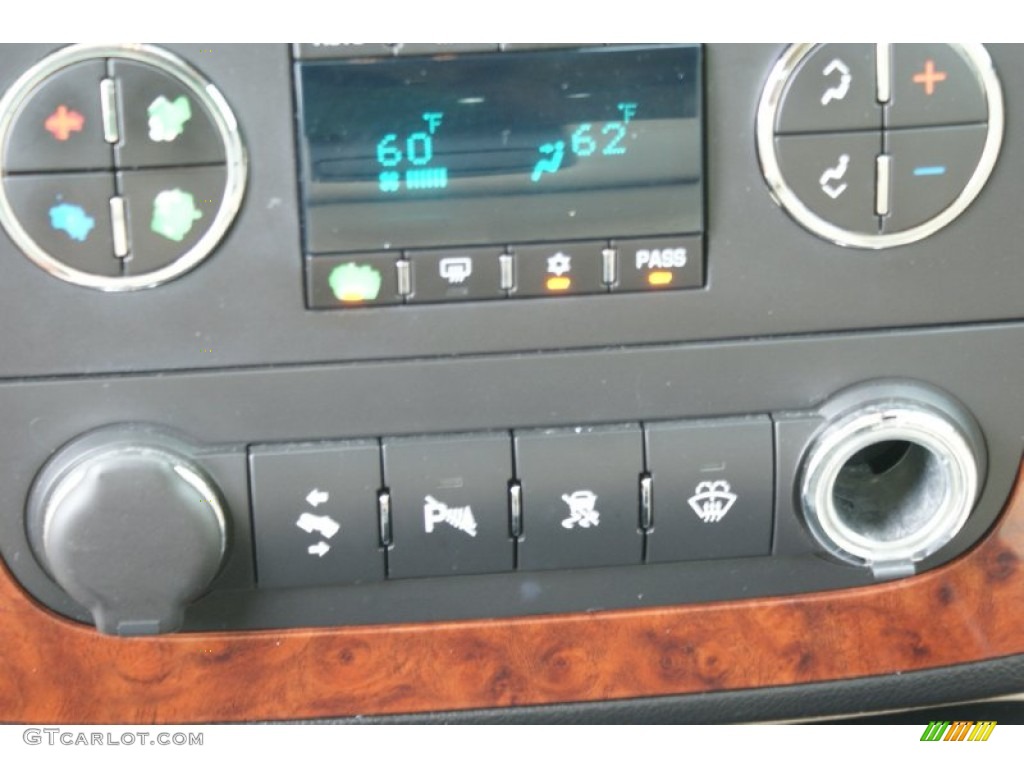 2007 Suburban 1500 LTZ - Gold Mist Metallic / Light Cashmere/Ebony photo #37