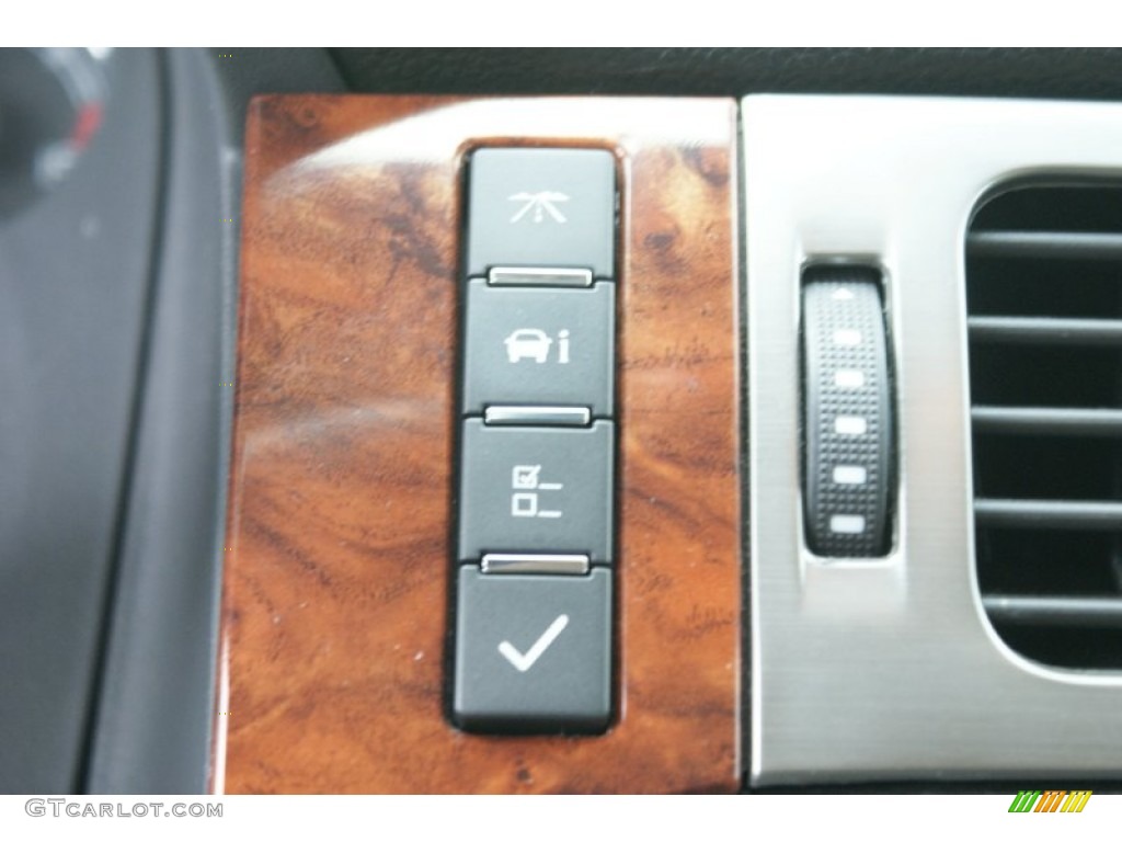 2007 Suburban 1500 LTZ - Gold Mist Metallic / Light Cashmere/Ebony photo #39