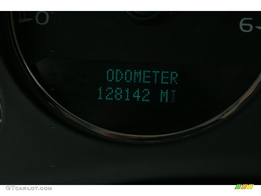 2007 Suburban 1500 LTZ - Gold Mist Metallic / Light Cashmere/Ebony photo #48