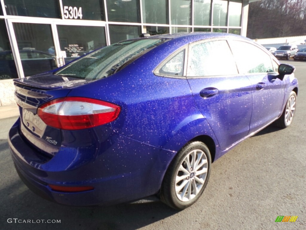 2014 Fiesta SE Sedan - Performance Blue / Charcoal Black photo #3