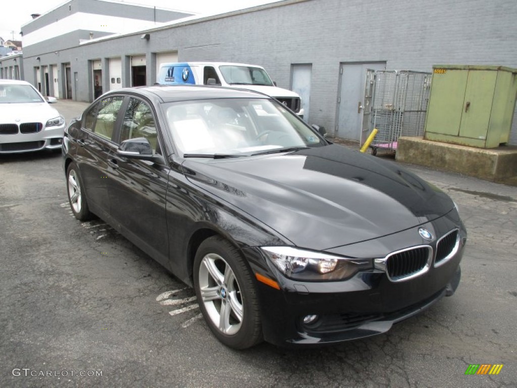 2013 3 Series 328i xDrive Sedan - Jet Black / Venetian Beige photo #7