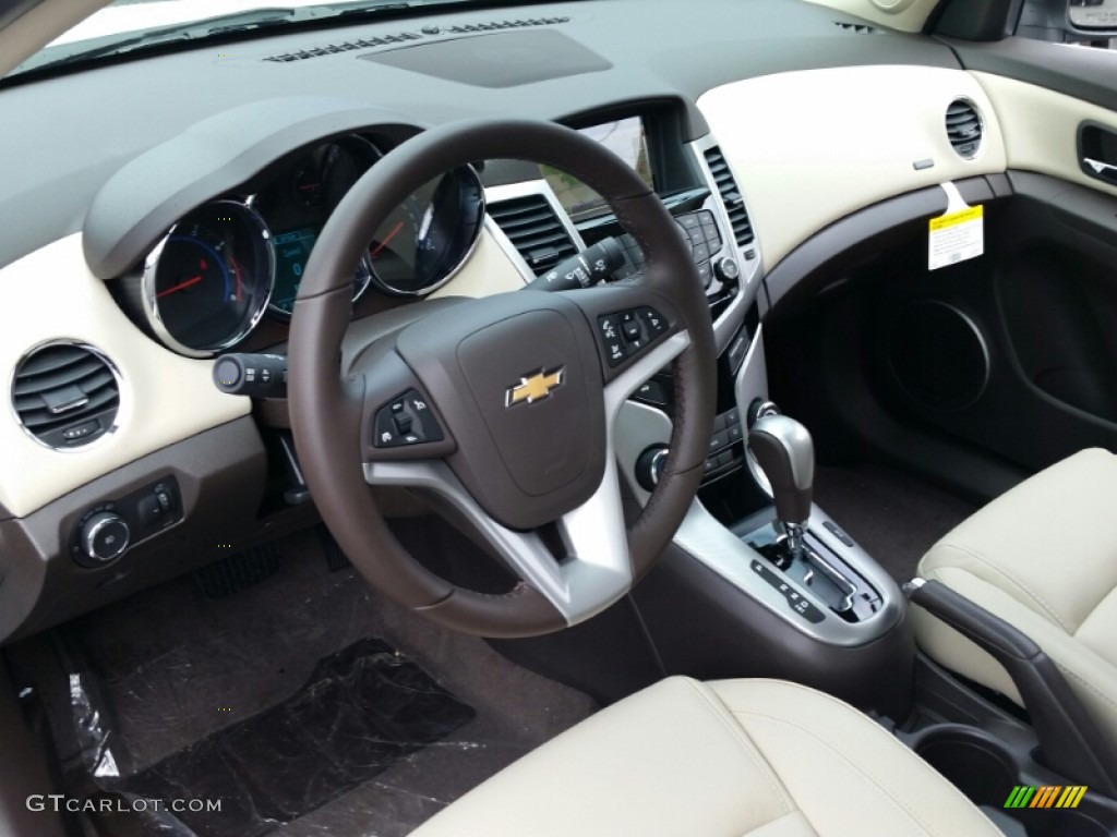 2015 Chevrolet Cruze LTZ Interior Color Photos