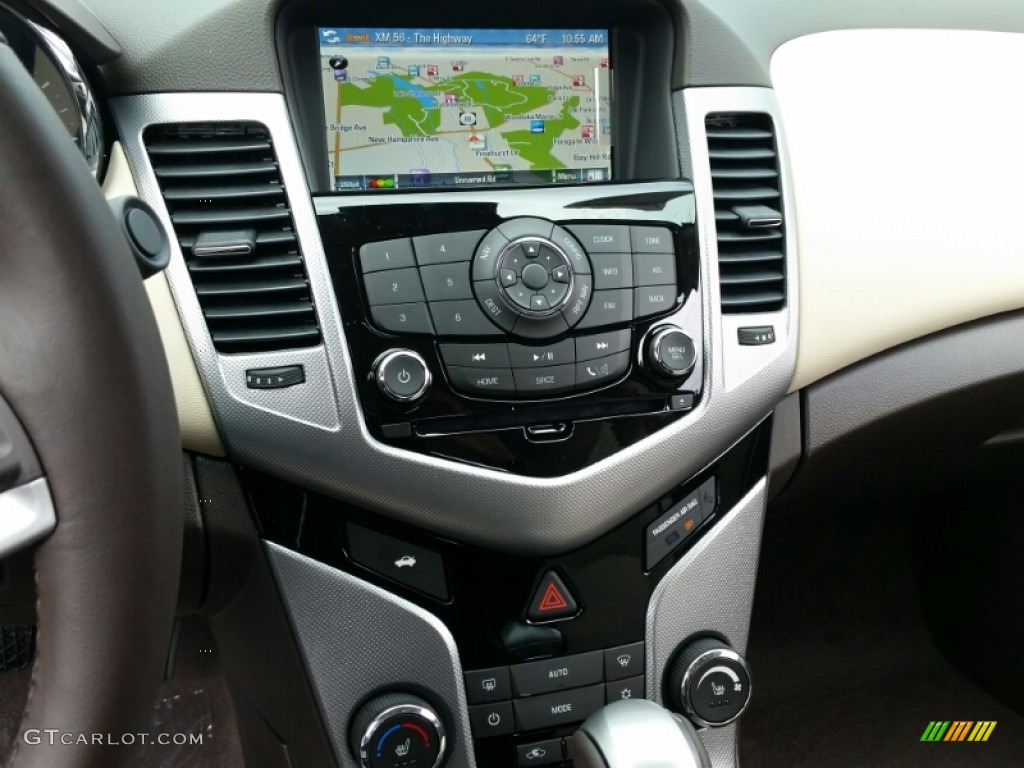 2015 Chevrolet Cruze LTZ Controls Photos