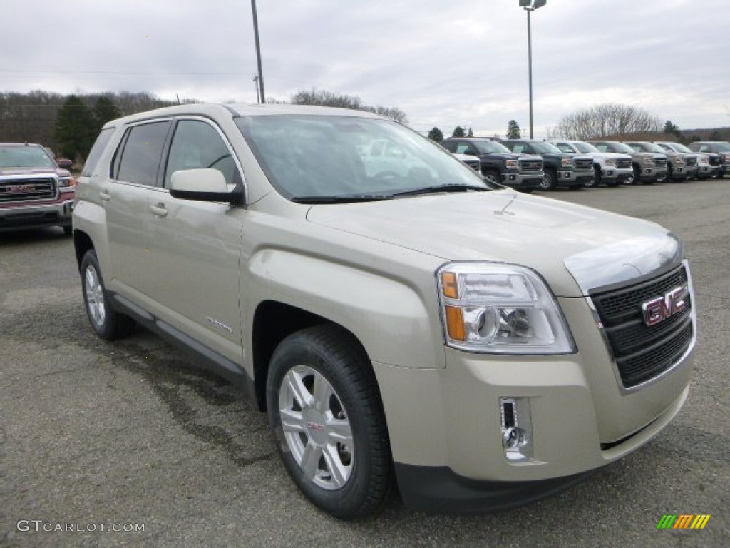 Champagne Silver Metallic 2015 GMC Terrain SLE Exterior Photo #102850353