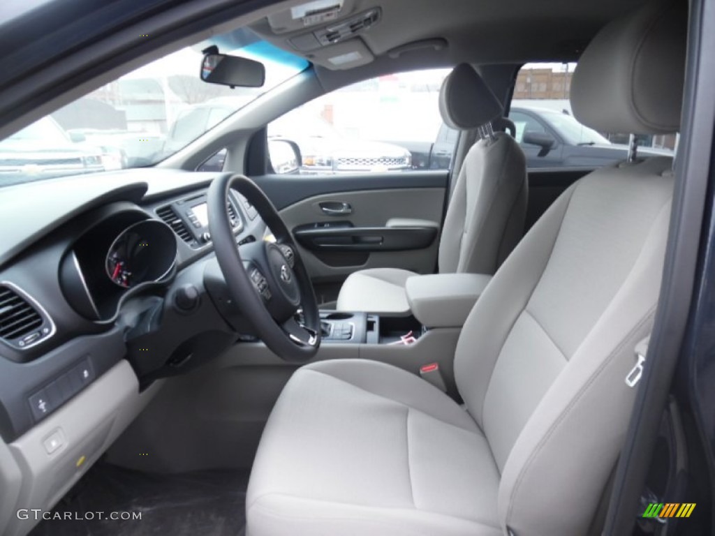 Gray Interior 2015 Kia Sedona LX Photo #102858342