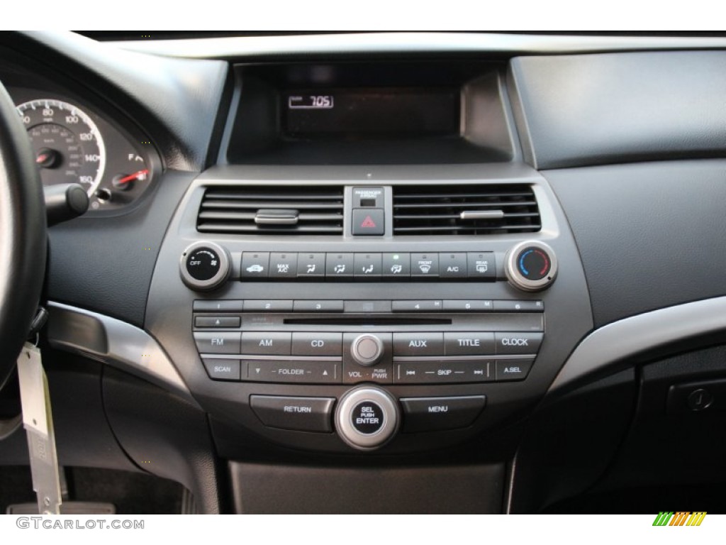 2012 Honda Accord SE Sedan Controls Photo #102860799