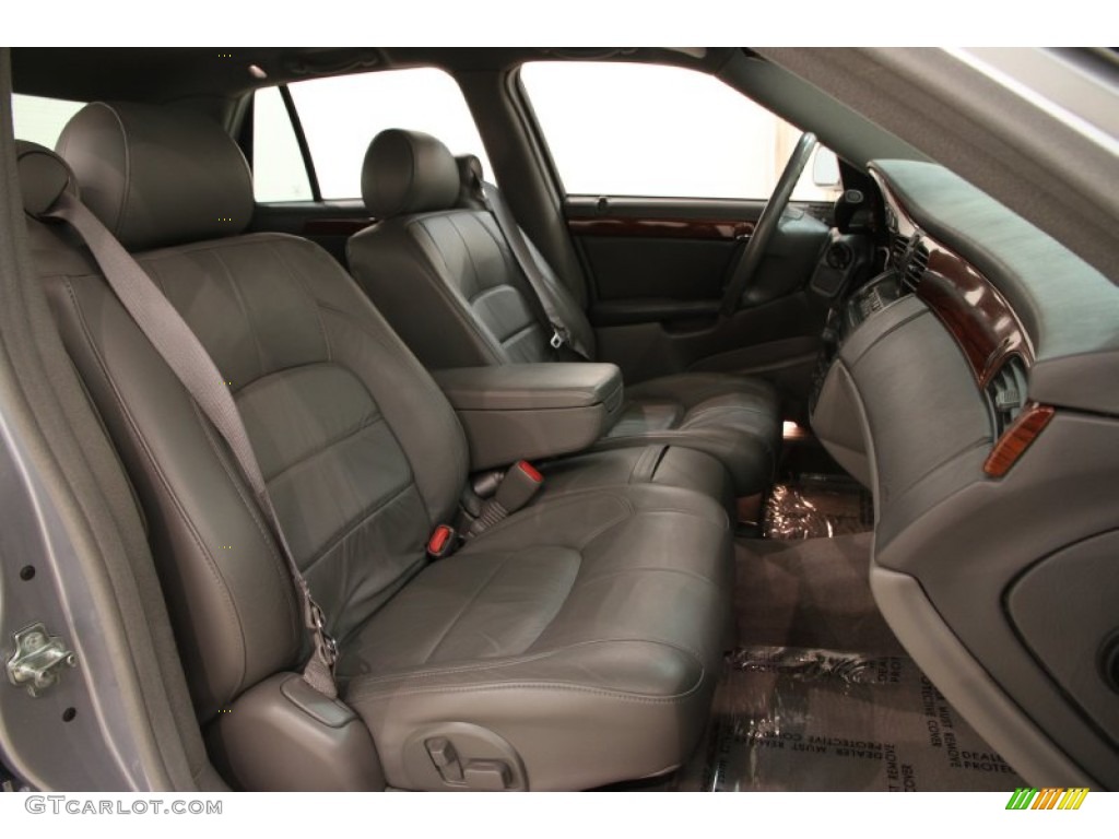 Dark Gray Interior 2005 Cadillac DeVille Sedan Photo #102861438