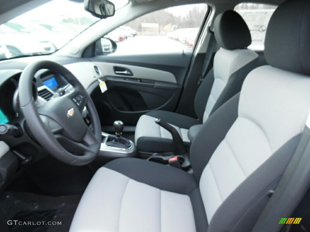 2015 Cruze LS - Blue Ray Metallic / Jet Black/Medium Titanium photo #10