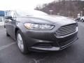 2015 Magnetic Metallic Ford Fusion SE  photo #9