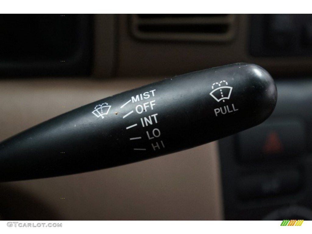 2006 Toyota Corolla CE Controls Photo #102864114