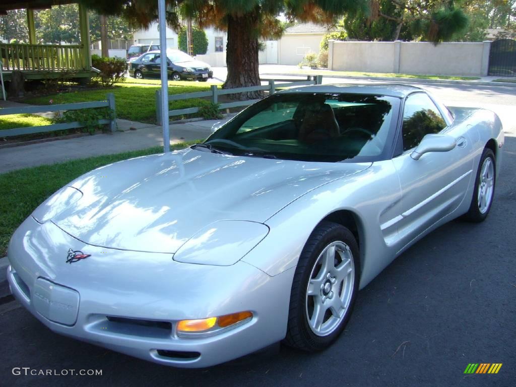1997 Corvette Coupe - Sebring Silver Metallic / Firethorn Red photo #1