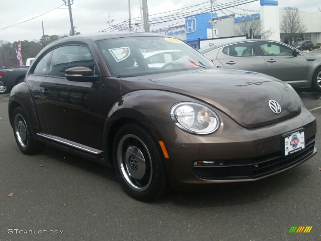 2012 Beetle 2.5L - Toffee Brown Metallic / Titan Black photo #3