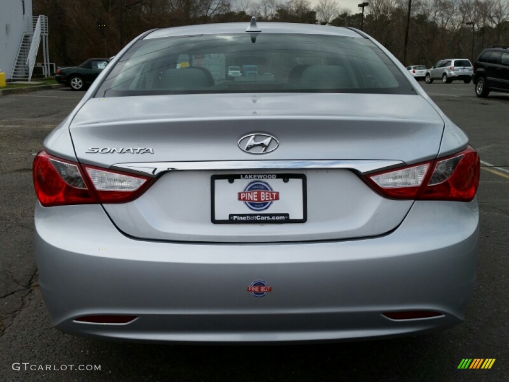 2011 Sonata GLS - Radiant Silver / Gray photo #8