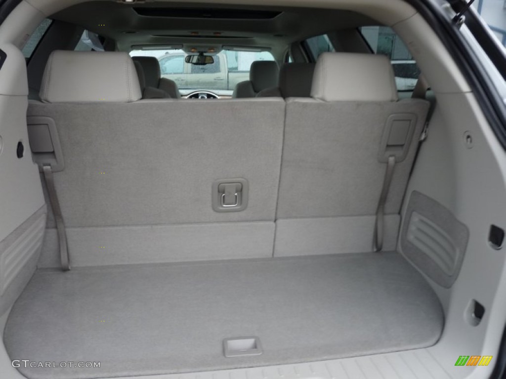 2010 Buick Enclave CXL AWD Trunk Photo #102873675