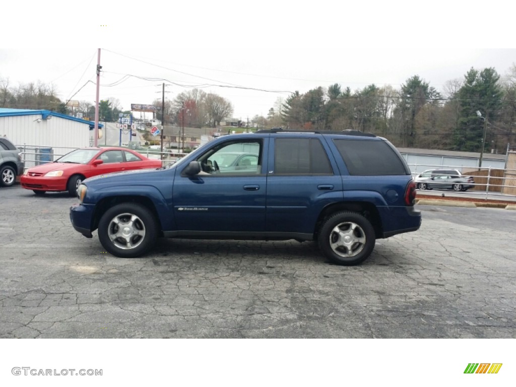 2004 TrailBlazer LT 4x4 - Indigo Blue Metallic / Light Cashmere photo #2