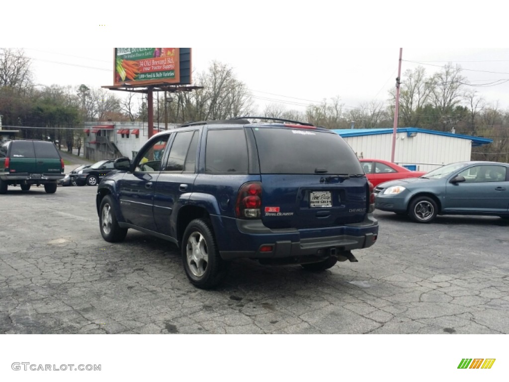 2004 TrailBlazer LT 4x4 - Indigo Blue Metallic / Light Cashmere photo #3